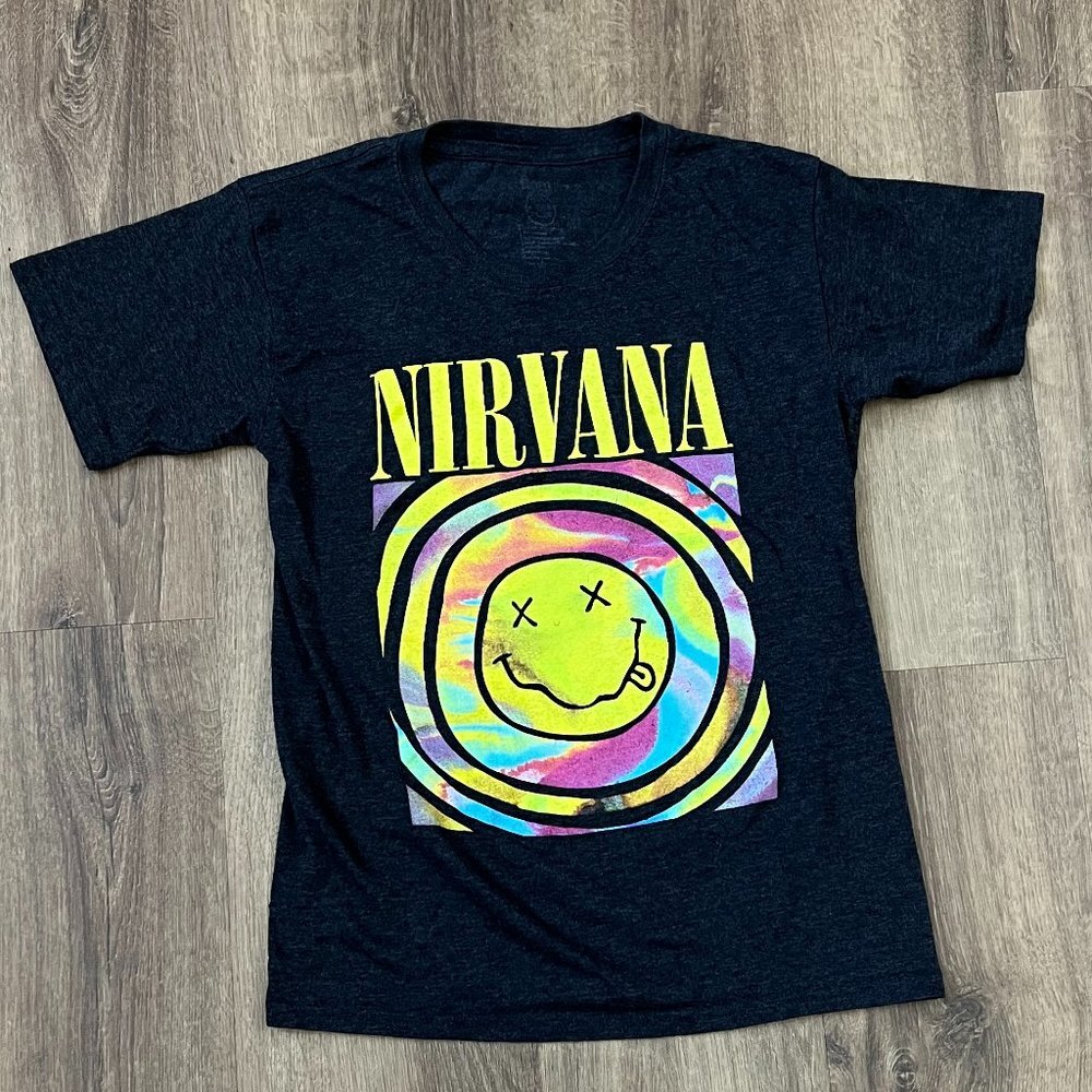 Nirvana Band T Shirt Colorful Smiley Face Grunge Rock Sz S